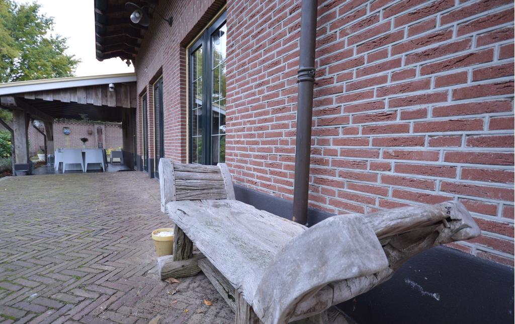 Wake Up Call Bed & Breakfast Westbroek Eksteriør bilde