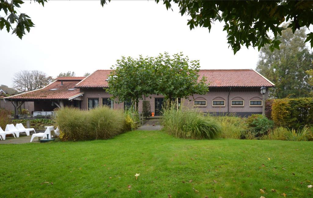 Wake Up Call Bed & Breakfast Westbroek Eksteriør bilde