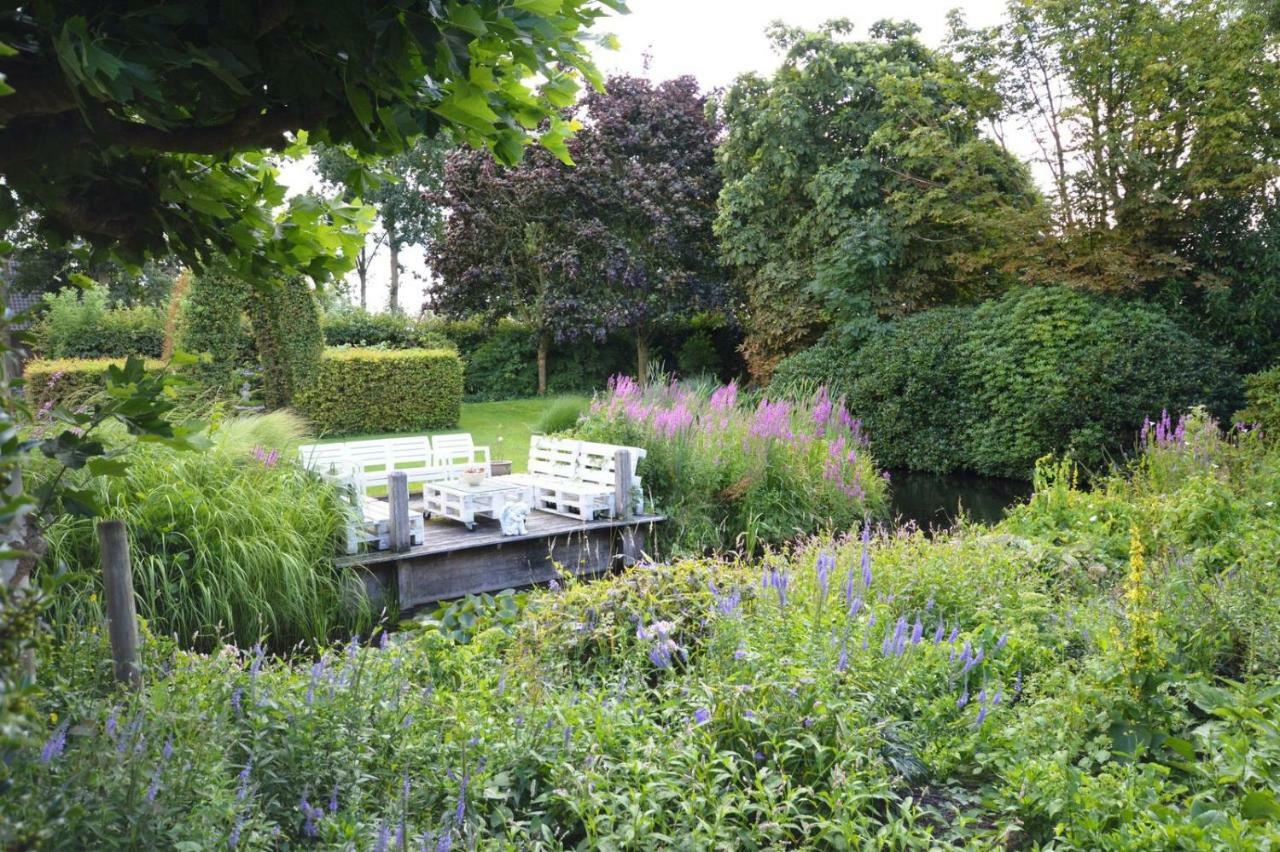 Wake Up Call Bed & Breakfast Westbroek Eksteriør bilde