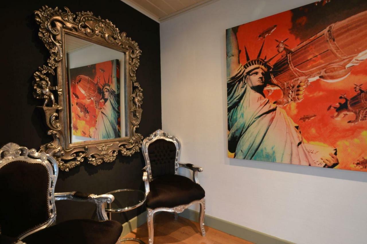 Wake Up Call Bed & Breakfast Westbroek Eksteriør bilde
